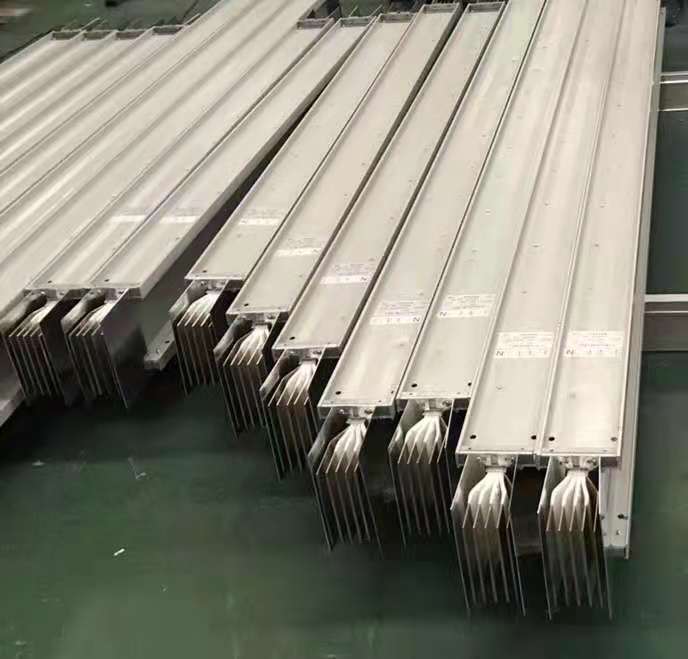 空气密集型母线槽